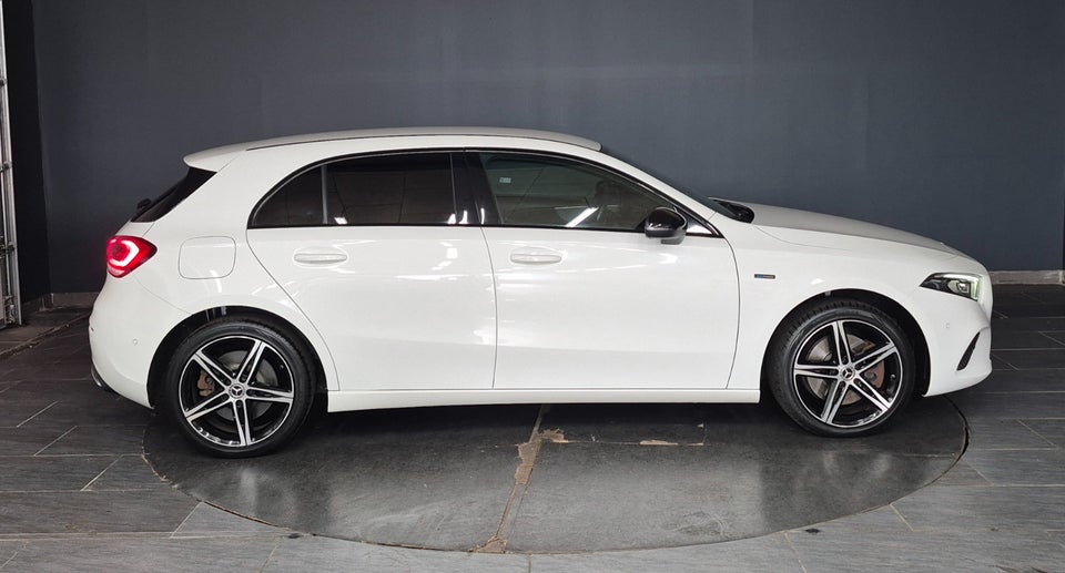 Mercedes A250 e 1,3 Advantage aut. 5d