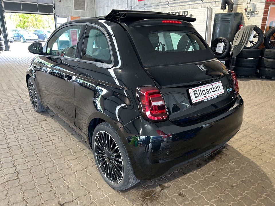 Fiat 500e 42 Icon Cabrio 2d