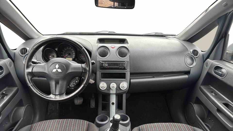 Mitsubishi Colt 1,3 Invite Coolpack aut. 5d