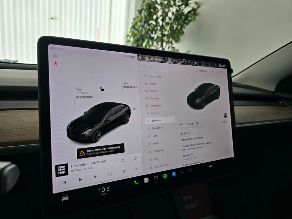 Tesla Model 3 Standard Range+ RWD 4d