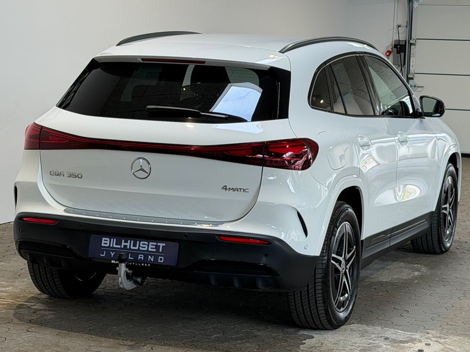 Mercedes EQA350 AMG Line 4Matic 5d