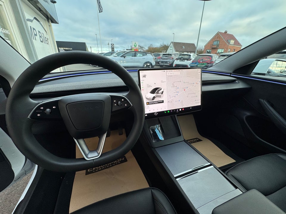 Tesla Model 3 Long Range AWD 4d