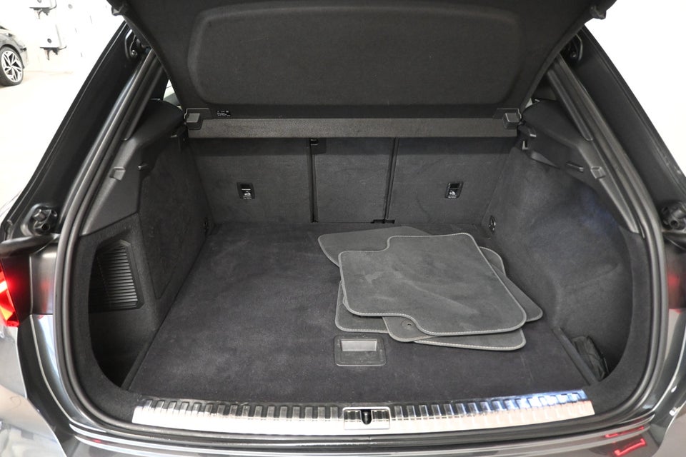 Audi Q3 45 TFSi e S-line plus S-tr. 5d