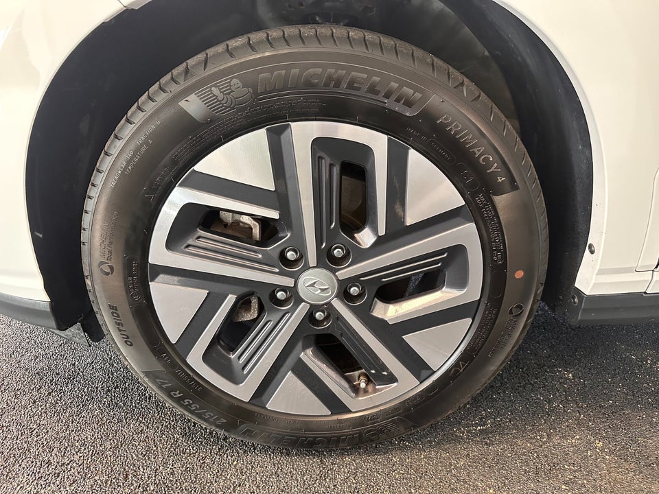 Hyundai Kona 39 EV Advanced 5d