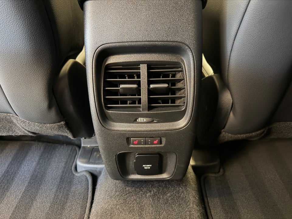 Ford Kuga 2,5 PHEV Titanium CVT 5d