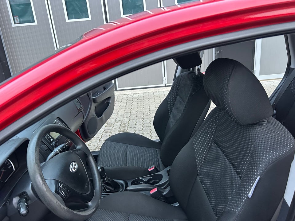 Hyundai i30 1,4 CVVT 109 Classic Sun 5d