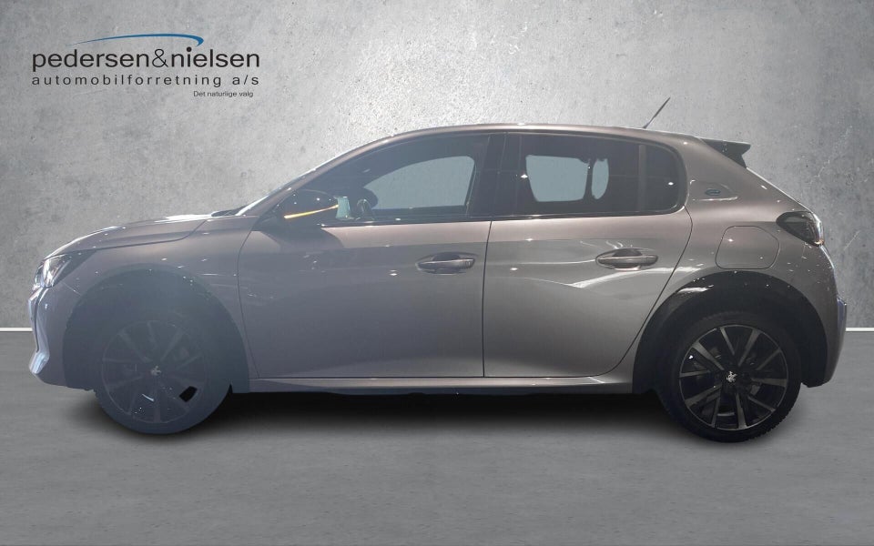 Peugeot e-208 50 GT 5d