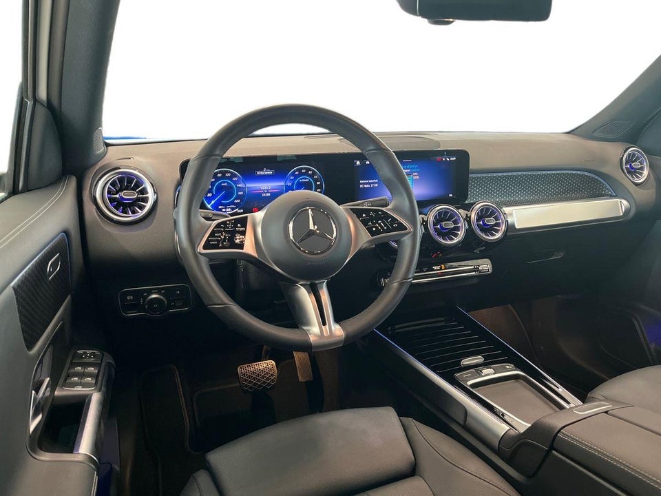 Mercedes EQB300 4Matic 5d