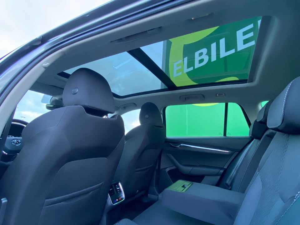 Skoda Octavia 1,4 TSi iV Plus Combi DSG 5d