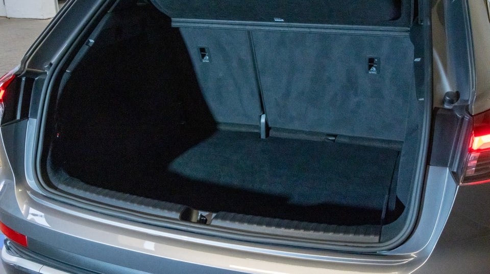 Audi Q4 e-tron 45 S-line 5d