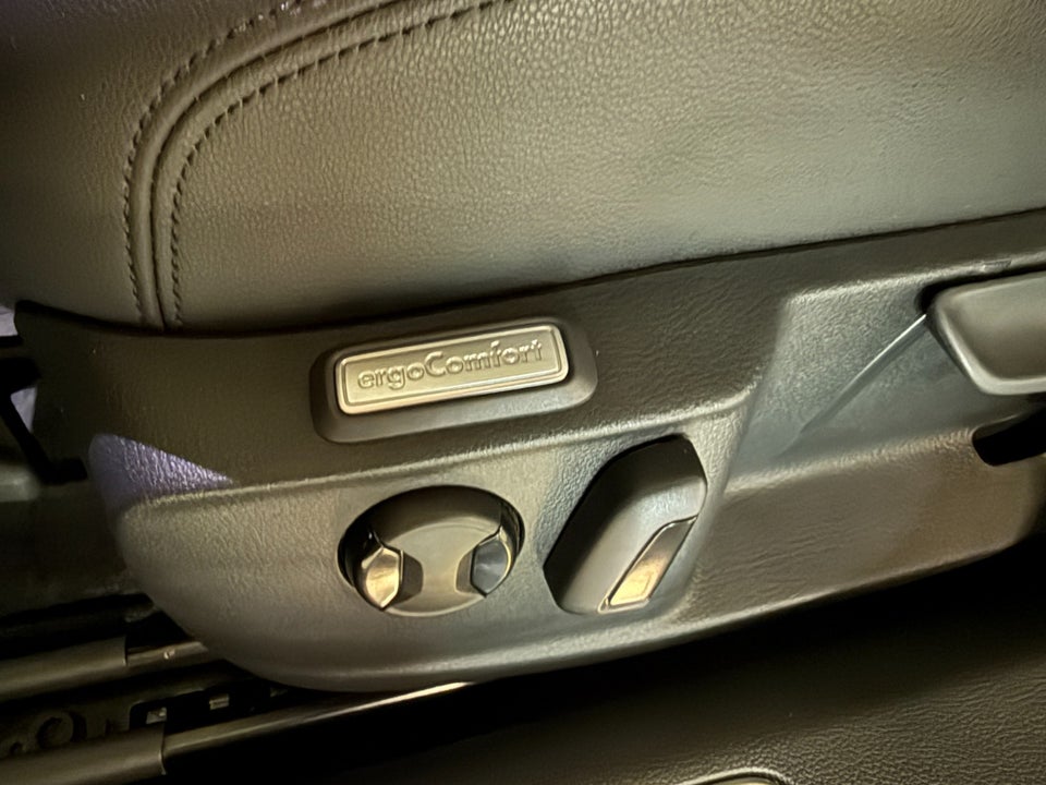 VW Passat 2,0 TDi 150 Highline Variant DSG 5d