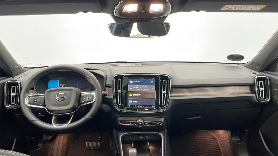 Volvo EX40 Extended Range Black Edition 5d