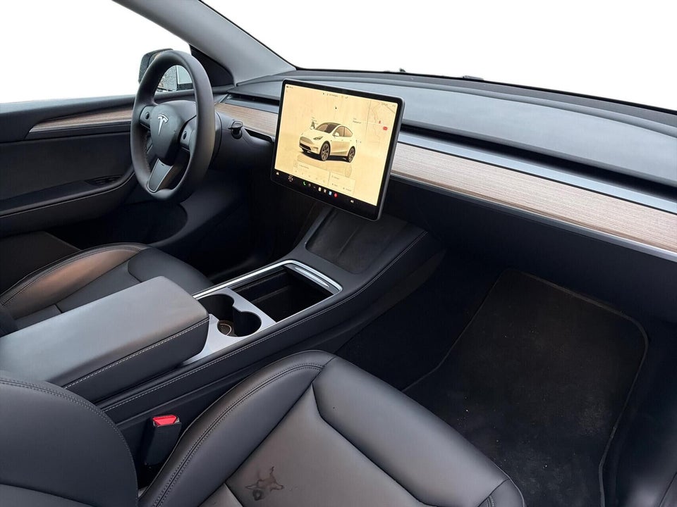Tesla Model Y Long Range RWD 5d