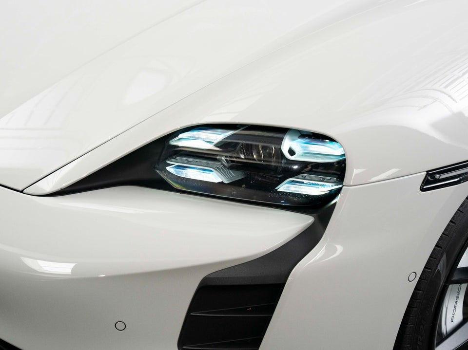 Porsche Taycan GTS Performance+ Sport Turismo 5d