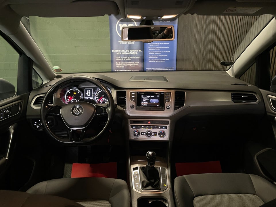 VW Golf Sportsvan 1,6 TDi 110 Comfortline BMT 5d