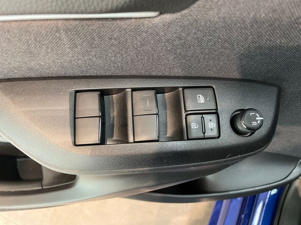 Toyota Yaris 1,5 Active 5d