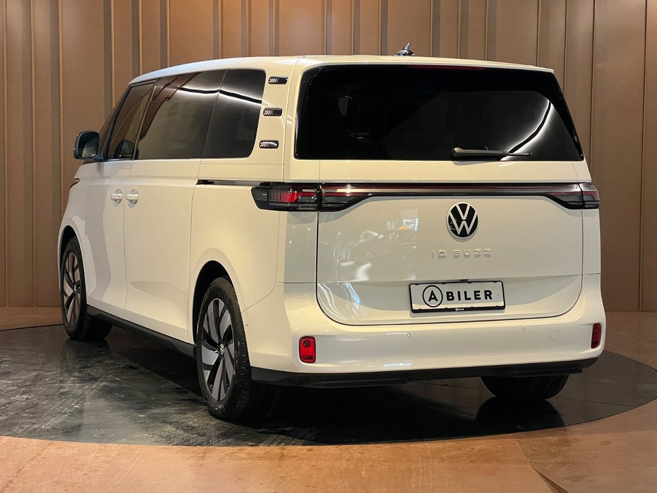 VW ID.Buzz 86 7prs LWB 5d