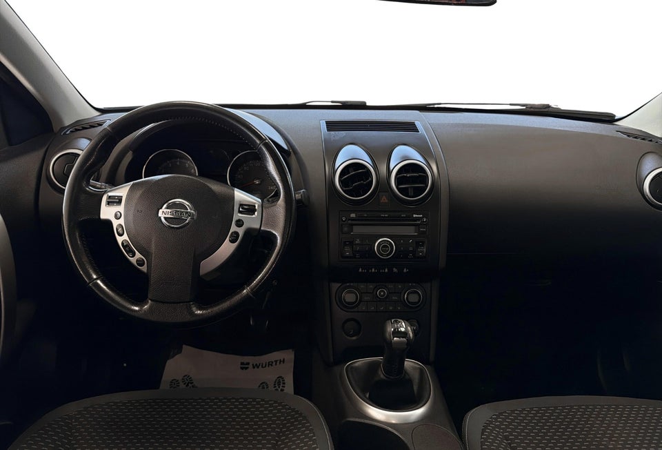 Nissan Qashqai 1,6 Tekna 5d