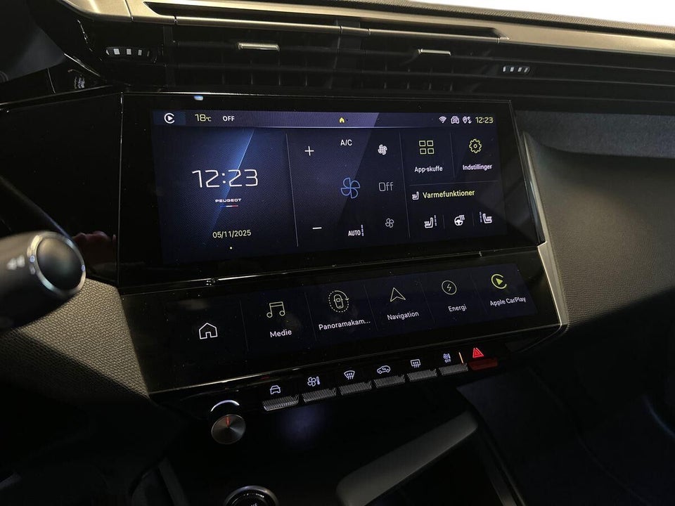 Peugeot 308 1,6 Hybrid First Selection+ EAT8 5d