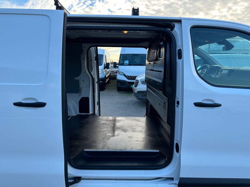 Peugeot Expert 2,0 BlueHDi 150 L3 Plus Van