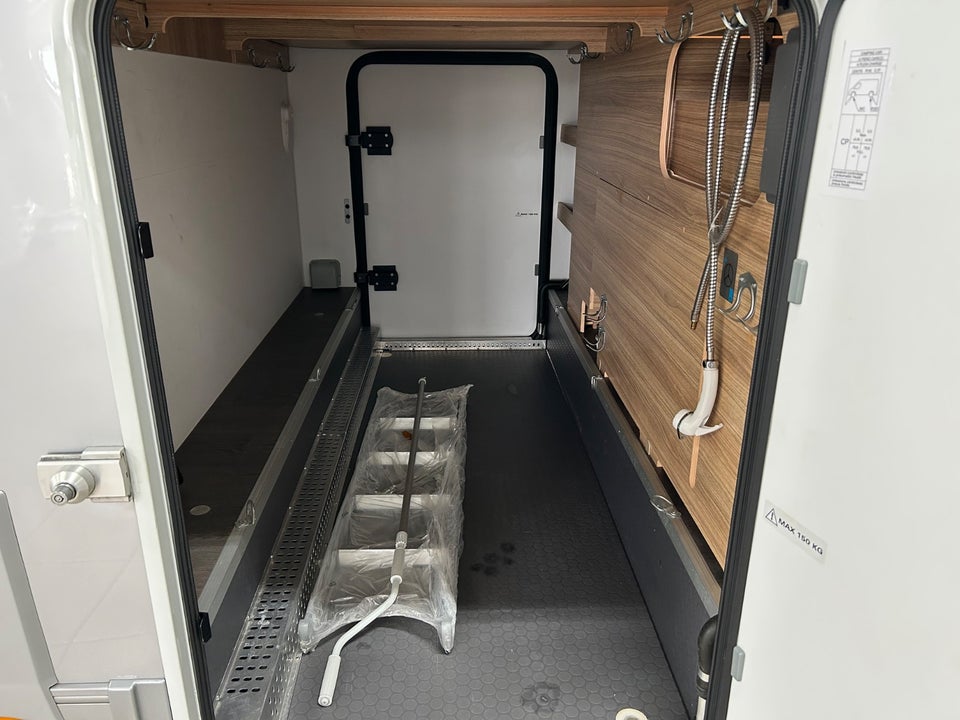 Adria Sonic Supreme 2,3 710 SL aut. 2d