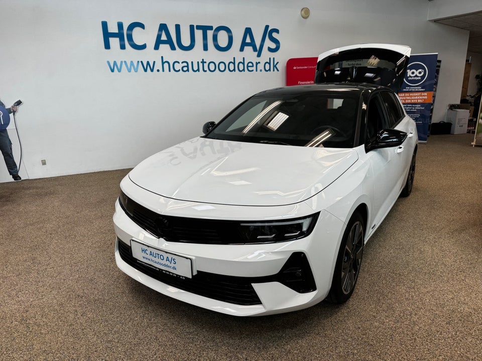 Opel Astra-e 54 Ultimate 5d