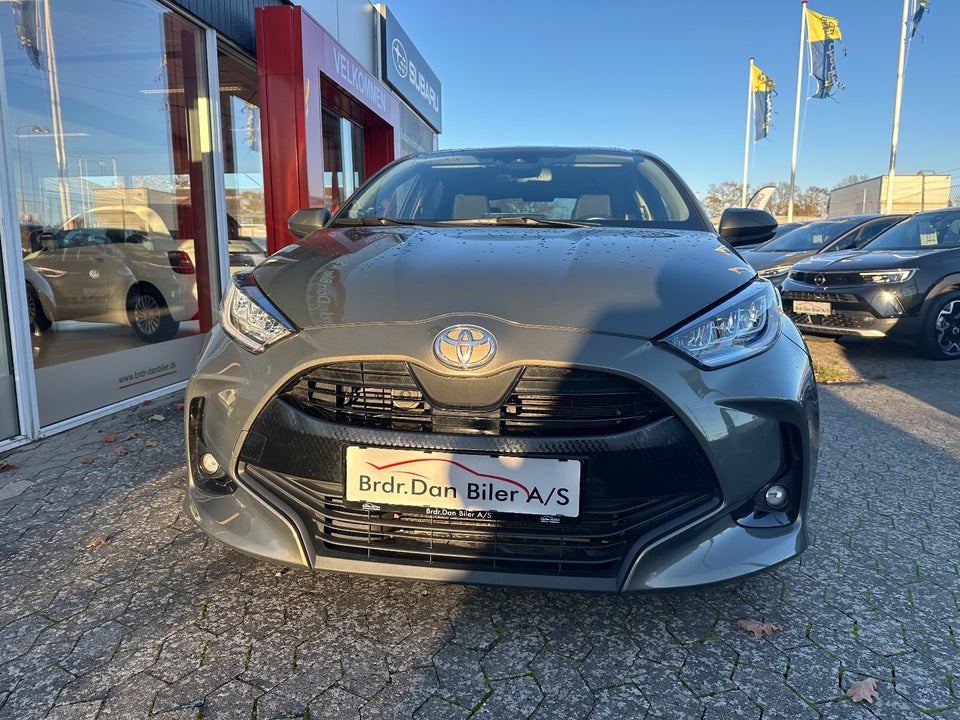 Toyota Yaris 1,5 Active Tech+ Design 5d