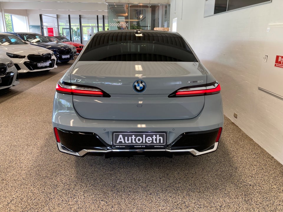 BMW i7 xDrive60 M-Sport 4d