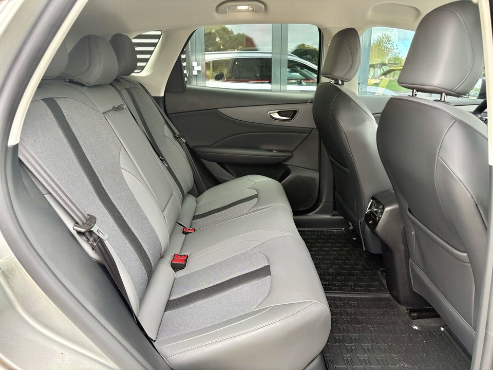 MG MGS5 64 Luxury 5d