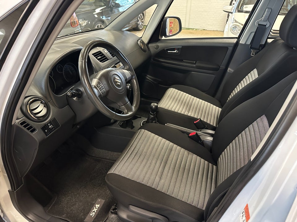 Suzuki SX4 1,6 CombiBack Style 5d