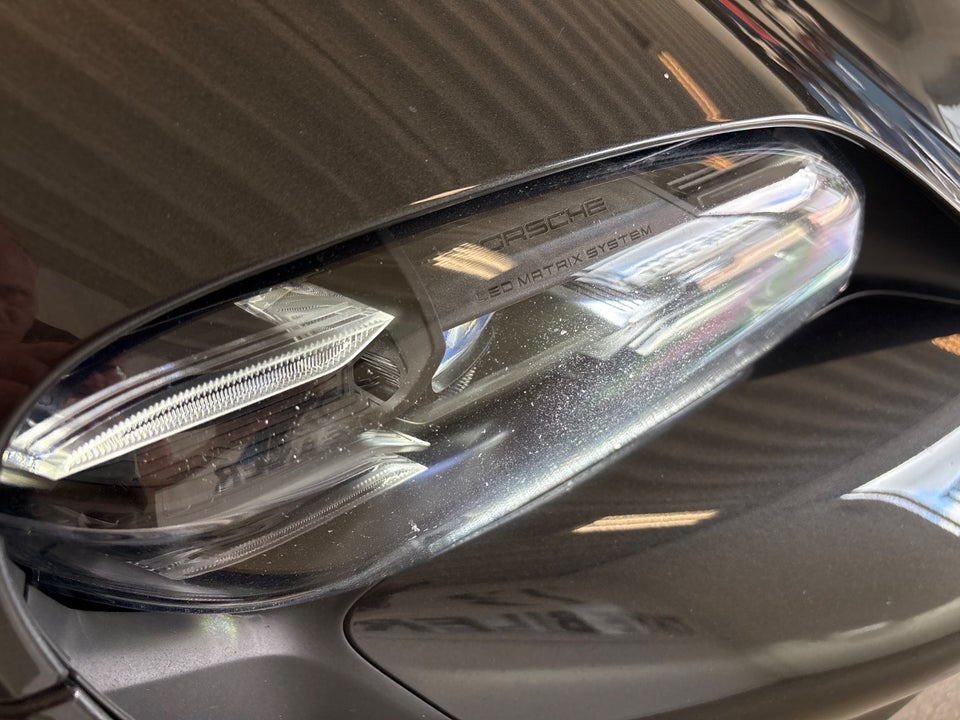 Porsche Taycan 4S 4d