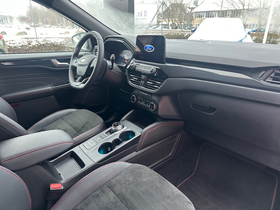 Ford Kuga 2,5 PHEV ST-Line X CVT 5d