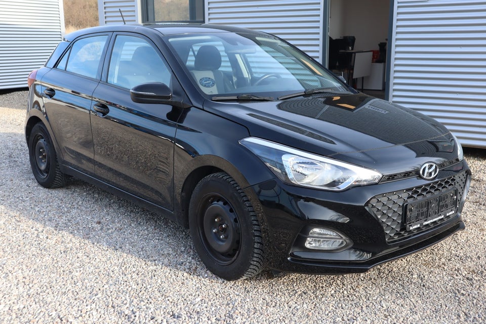 Hyundai i20 1,25 Style 5d