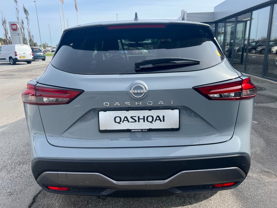 Nissan Qashqai 1,3 mHEV N-Connecta Van 5d