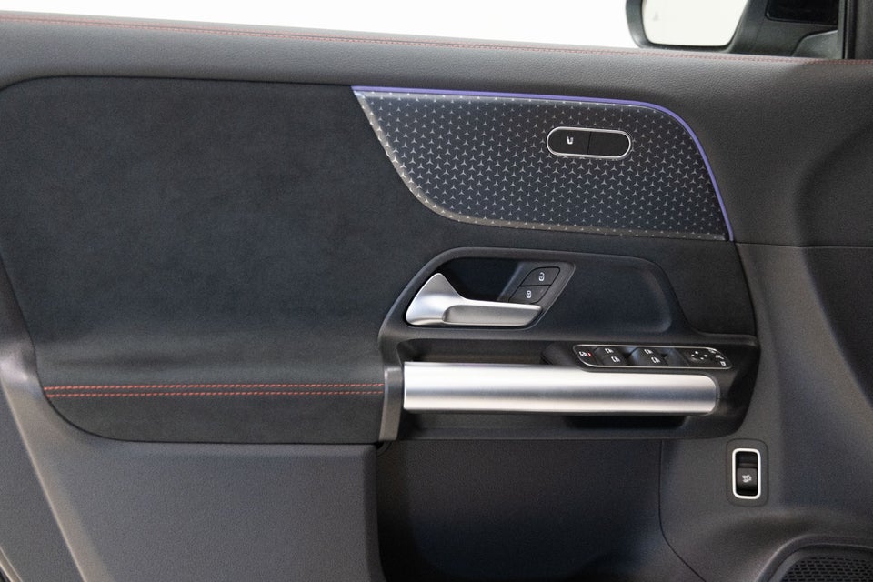 Mercedes EQA250+ AMG Advance 5d