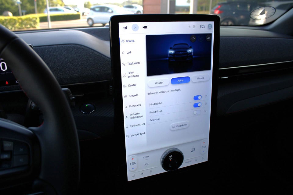 Ford Mustang Mach-E 75 Premium Standard Range AWD 5d