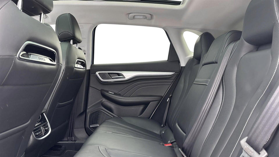 MG Marvel R Luxury 5d