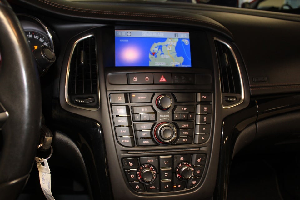 Opel Cascada 1,6 T 170 Cosmo 2d