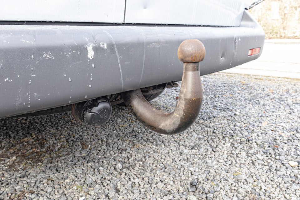 VW Transporter 2,0 TDi 140 Kassevogn kort