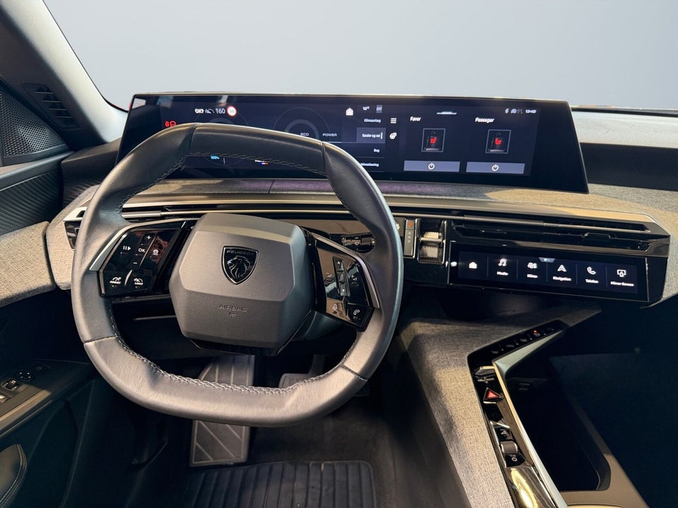 Peugeot e-5008 77 Allure 7prs 5d