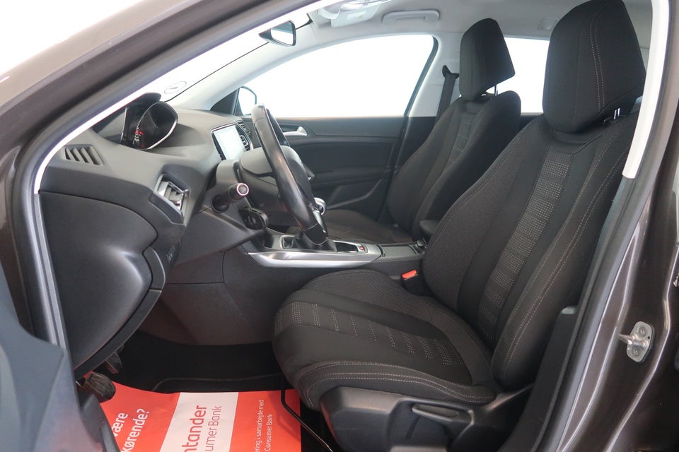 Peugeot 308 1,6 BlueHDi 120 Allure SW 5d