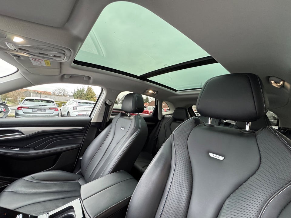 MG Marvel R Luxury 5d