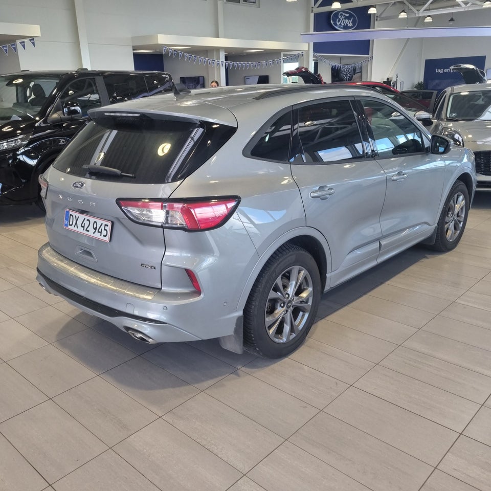 Ford Kuga 2,5 PHEV ST-Line X CVT 5d