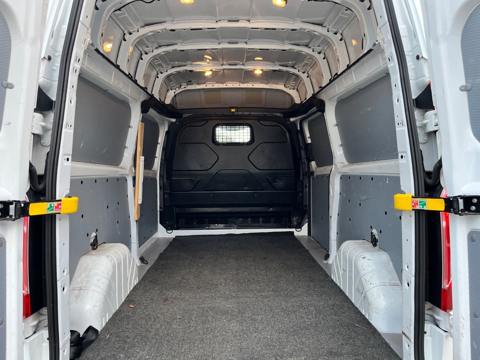 Ford Transit Custom 300L 2,0 TDCi 130 Trend