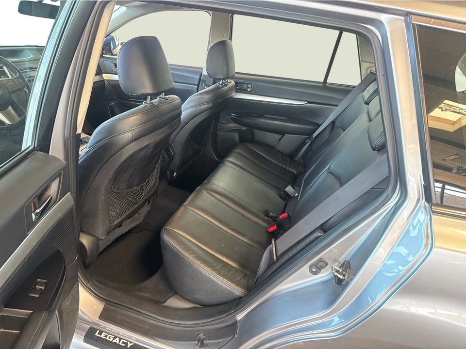 Subaru Legacy 2,5i Business Wagon aut. AWD 5d