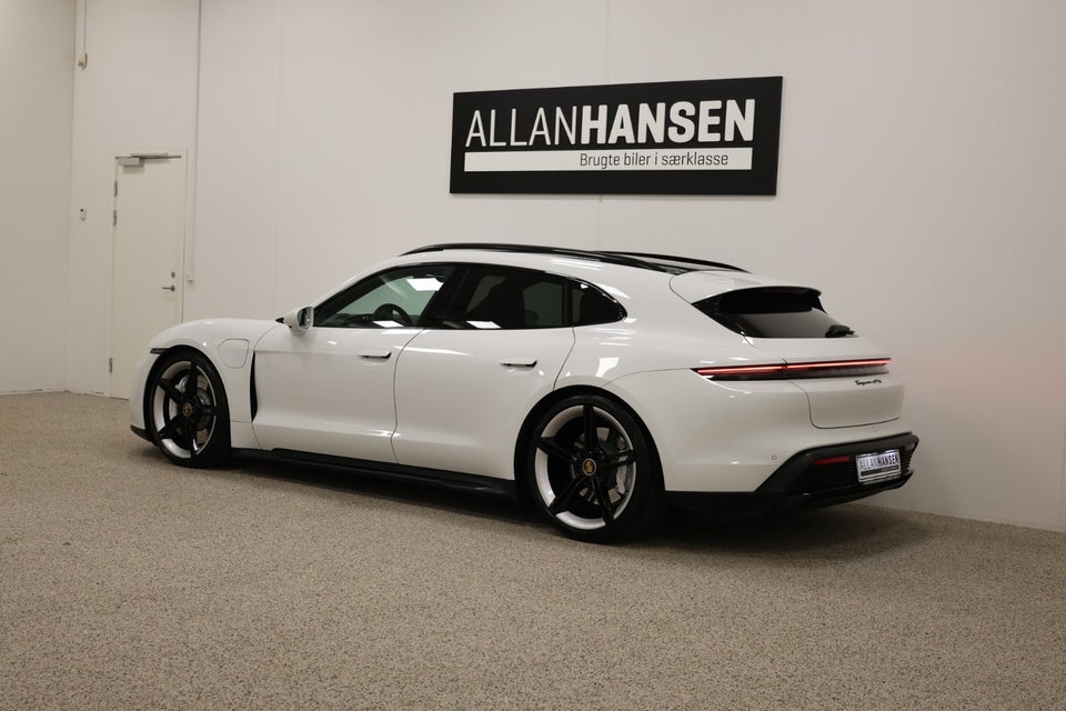 Porsche Taycan GTS Performance+ Sport Turismo 5d