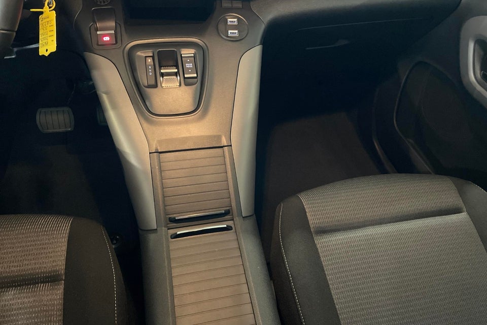 Toyota ProAce City Verso 50 Medium Family 5d