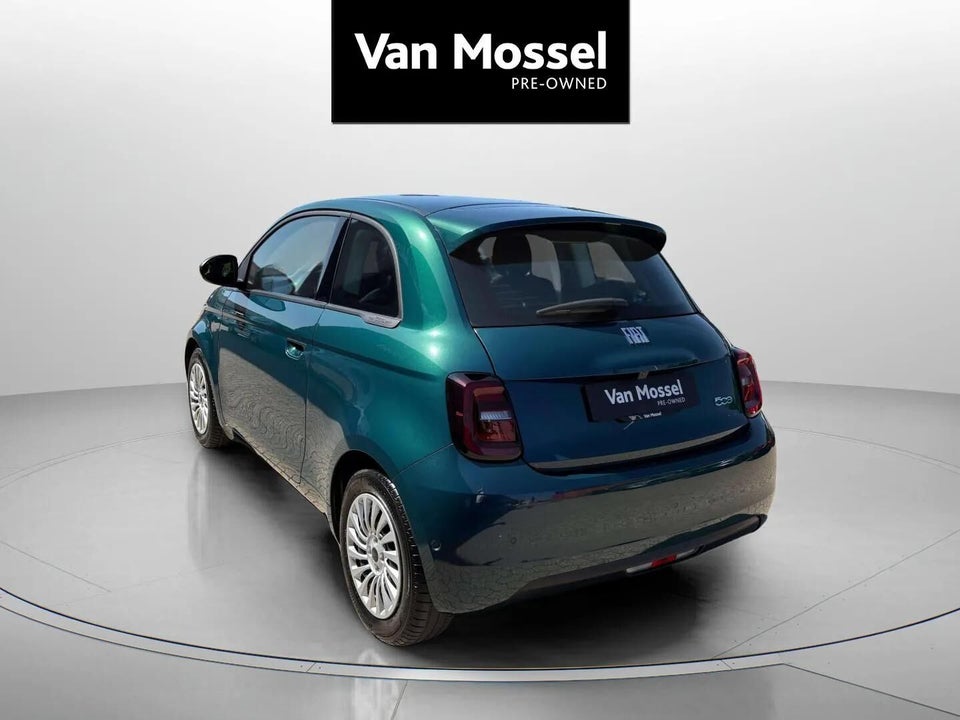 Fiat 500e 42 Icon 3d