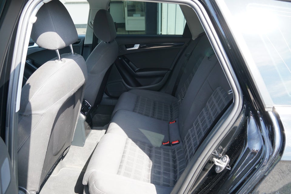 Audi A4 2,0 TDi 136 Avant 5d