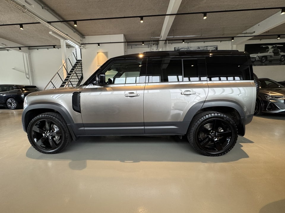 Land Rover Defender 110 3,0 D300 Hard Top SE aut. Van 5d